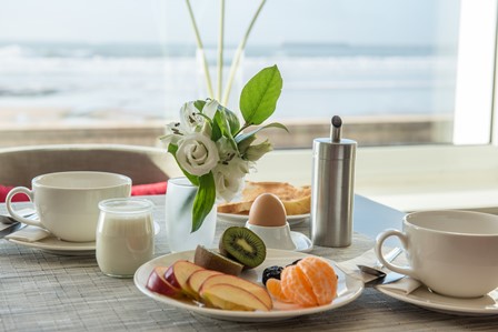 Petit-déjeuner Hôtel Les Roches Noires