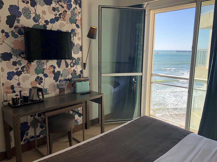 Chambre côté mer hôtel Les Roches Noires aux Sables d'Olonne